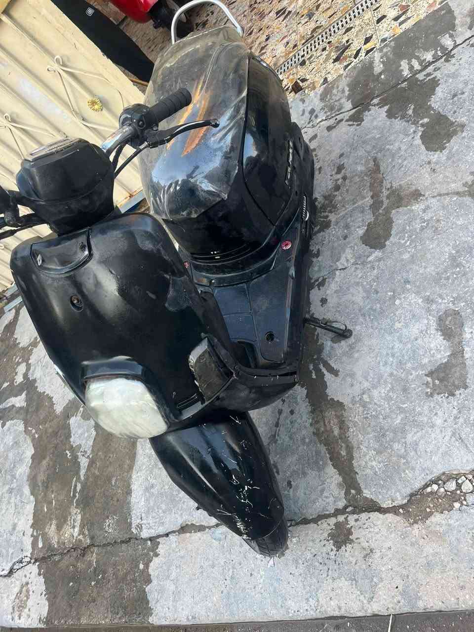 دراجه ماكس بوليس للبيع طافيه  سعر350
 بلديات. ***********
