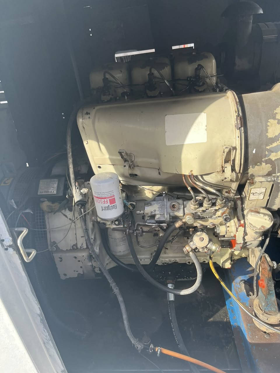 مكلف بل نشر الاستفسار***********
