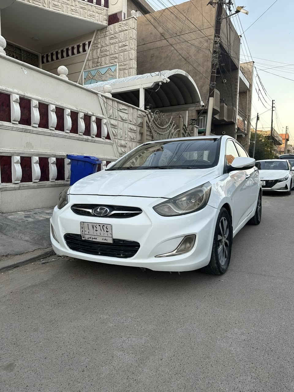 السلام عليكم
اكسنت ٢٠١٤ خليجي
محرك ١٦٠٠ دوش
ماشية ٢٢٩ 
رقم بغداد
بيها بابين من جهة السايق وجاملغ من جهة السكن 
البنيد مصبوغ نصه اثر جراد
السعر ٨٥ وبي مجال حگ الجية
مكاني بغداد الجديدة
***********
