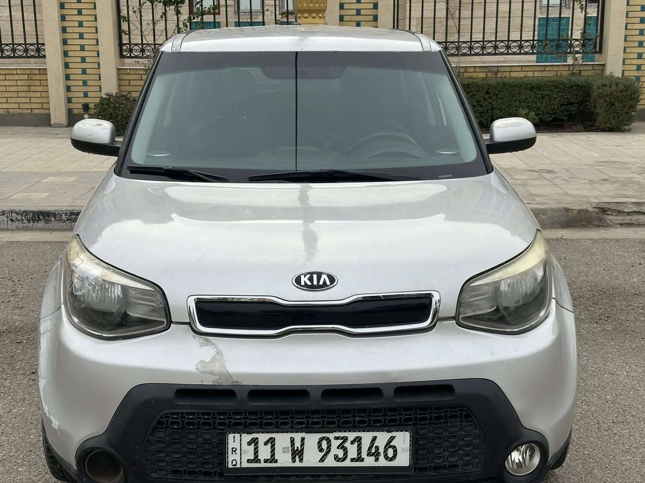 صول ٢٠١٦ بسعر ١١٧ وبيها مجال 
مكينه ٢٠٠٠ مكفوله من الفتح 
سياره جديده ع وضع الشركه ماشيه ٢٧ الف فقط 
حداديه ع وضع الشركه 
تبريد تدفئه خير من الله 
رقم بغداد انكليزي تحويل مباشر 
اربع قطع صبغ بدون تبديل ليبل واحد 
استخدام منزلي عنوانها بكربلاء حي رمضان 
هاتف / ***********
