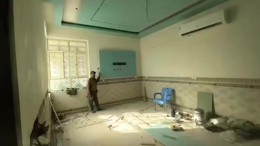 سلام عليكم  كادر ديكورات درجه اول شغل مرتب ونضيف  سعر المتر ٣٠يشمل حفر الاناره نشتغل داخل كربلاء 

وتساب ***********
