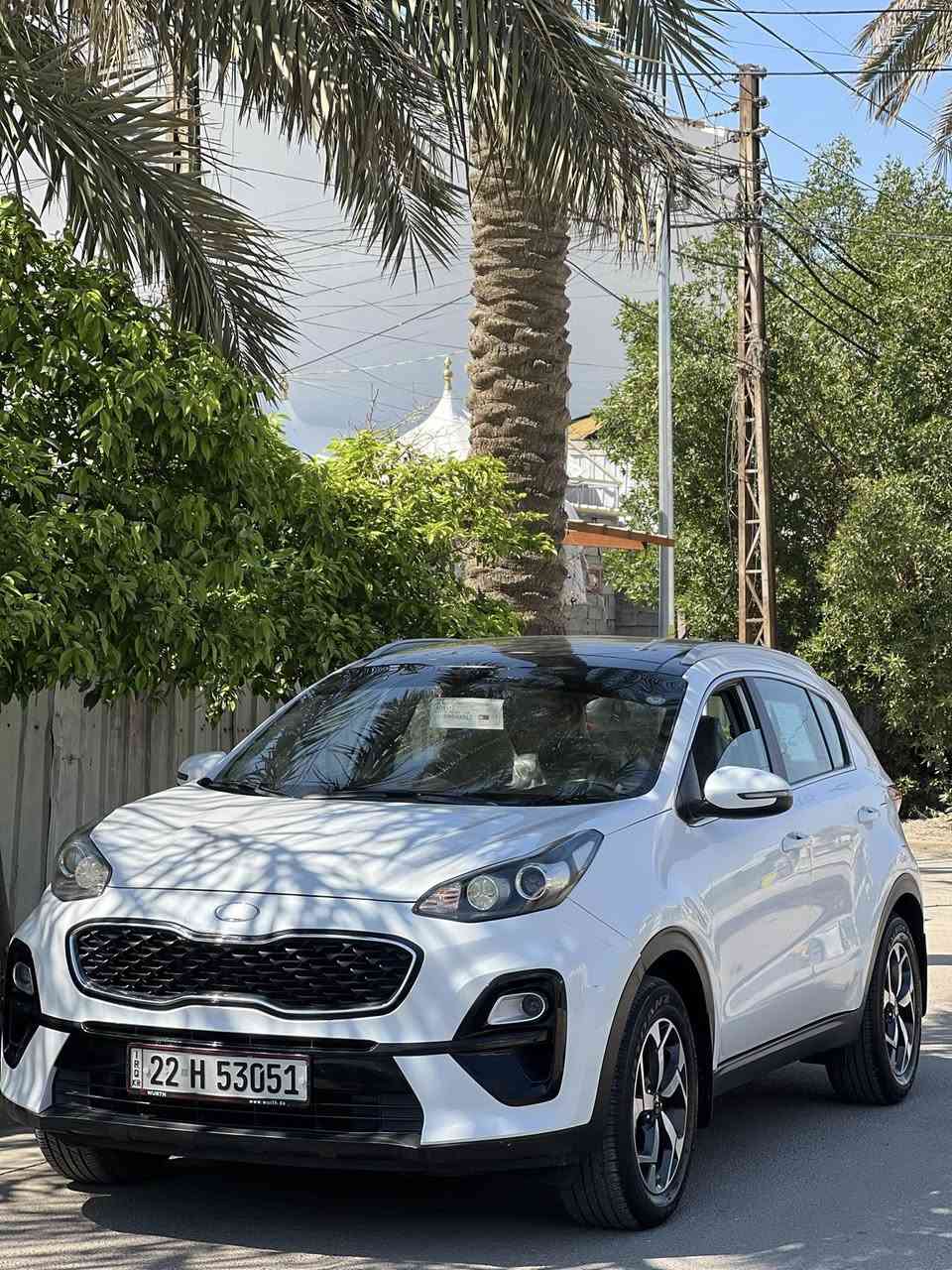 السلام عليكم
سبورتج 2020 خليجي 
مكفوله بيها بارد صغير بل جاملغ الخلفي وباب الي بصف السايق بيها طعجه ممبينه 
رقم اربيل 
مواصفات 
بانوراما
تحكمات ستيرن 
حساسات 
وبقيه المواصفات المعروفه 
ماشيه 154 km حقيقي 
سياره مال جناي سعر ١٨٩ بيها مجال للشراي 
متواجد على الرقم ***********
خاص وواتساب متواجد
