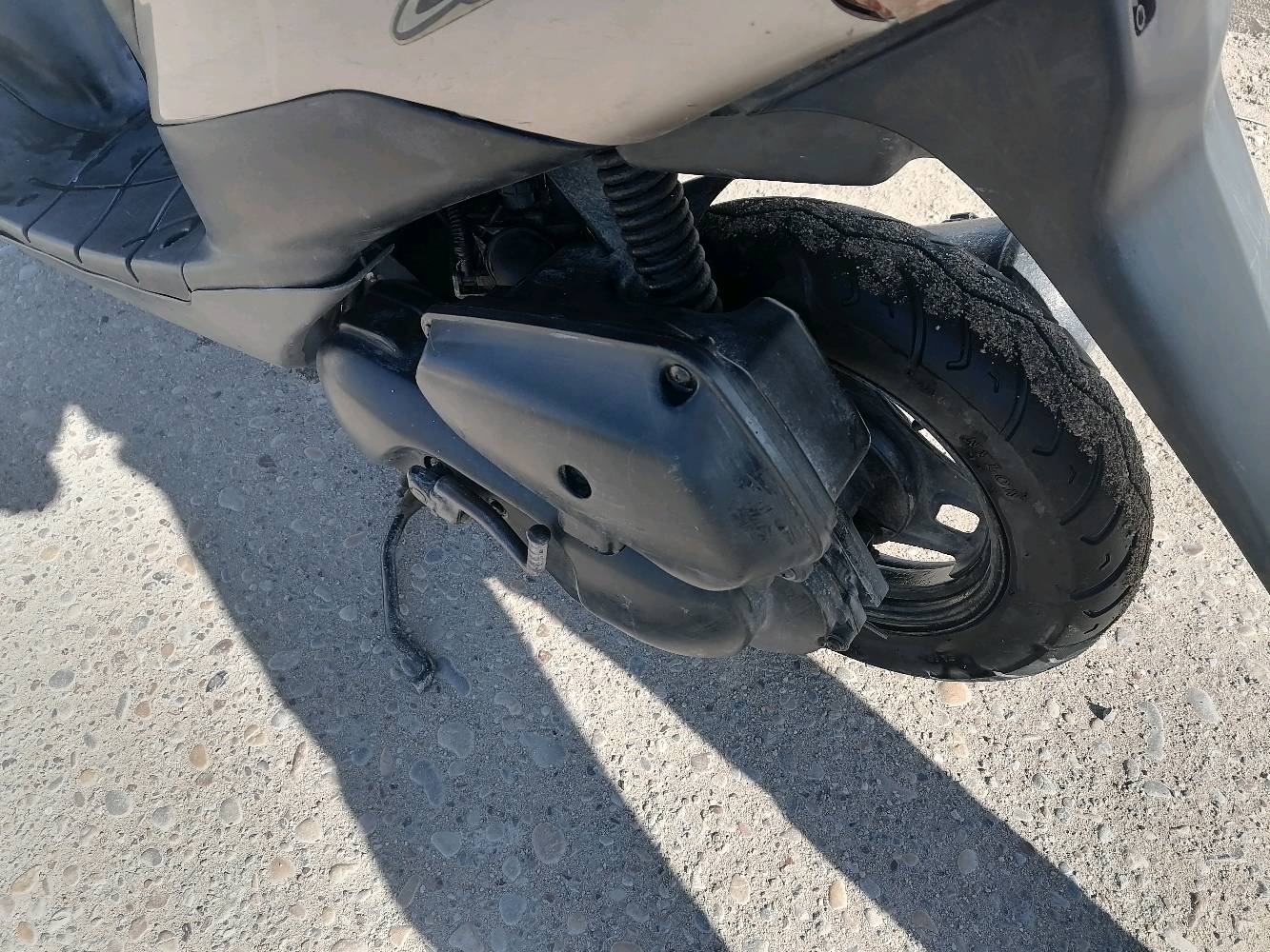 دراجه ساسوكي للبيع أوراق سعر 400لف بيه مجال للشراي مكاني العماري قضاء الكحلاء رقمي للتواصل ***********