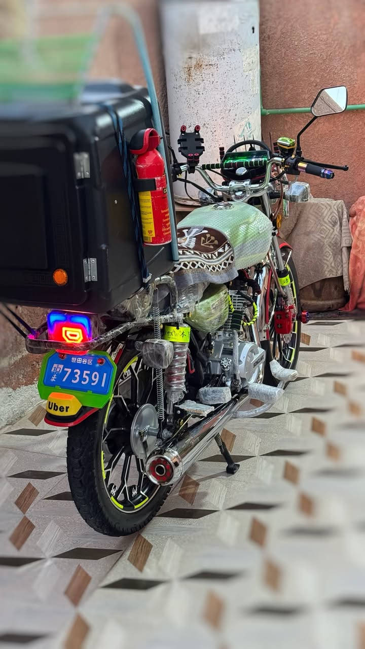 يالله … دراجه سفانه موديل 2025 200cc  اوراق (اسكنر) بصمة تشغيل عن بعد مثل ما موضح بالفديو نكرة سلف نظافتها 100% من ناحية المحرك والكهربائيات شوفت عينك صارلها كم شهر طالعة من الوكيل …العنوان بابل سعرها 900 قفل 🔐 لاتراسلني ع السعر لان تبلع حظر من حيث لاتعلم 😌متواجد فقط ع الواتساب او ع الخط ♥️ ***********
