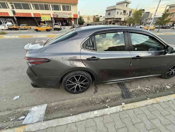 السلام عليكم 

كامري موديل 22 SE

بيها قطعتين صبغ + قطعه مبدله بلادي

كير محرك شرط+ صدر تخم تاير جديد 

تسجيل جديد سنويه + هزه جدد 

سياره جاهزه من الدعاميه للدعاميه 

ما بيها نقص برقي كلشي جديد 

معروف مواصفات السياره 3 انضمه قياده

بدون خاص شراي اتصل يرهم مراوس

حسب القناعه ب 190 وبيها مجال 

***********
