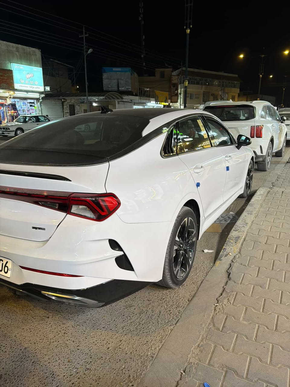 K5, Gt Line2024لــلــبـيــع
فول مواصفات واحد على واحد  وبعد هيه مواصفات الGTمعروفه
بانوراما 
تشغيل عن بعد
كشنات كهربائية 
تدفئة بلكشنات
محرك 2500 تيربو تنفس طبيعي
ماشيه 17mi
سياره نضيفه معنى كلمه مناقصه شي 
رقم اربيل وكاله بأسمي 
رقم شاصي حادثه كلش خفيف 

5XXG64J25RG263262
العنوان البصرة ابو الخصيب 
رقم الهاتف ***********
وسعرها 220 وبيها مجال قليل
