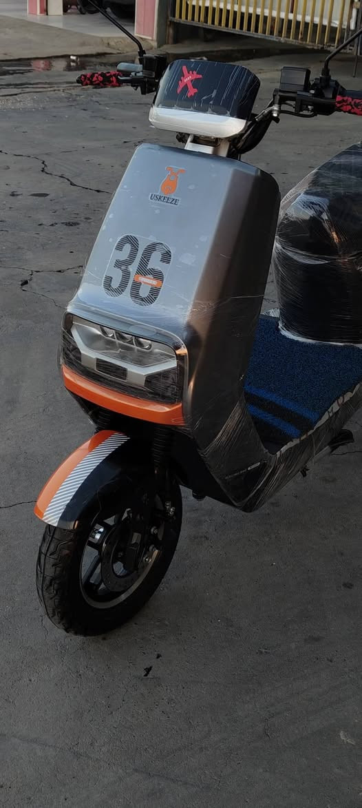 السلام عليكم
ماطور شحن /اوباما 36 
موديل 2024
نضيف حيل..4 نمر.. سرعته 65
زوج تايرات جديد 
ما بي اي خلل بس الدكمه التحكم ما اللايت دخل عليها مي
والباقي كله شغال شرط 
السعر 550 وبي مجال 
رقم الهاتف 
***********
