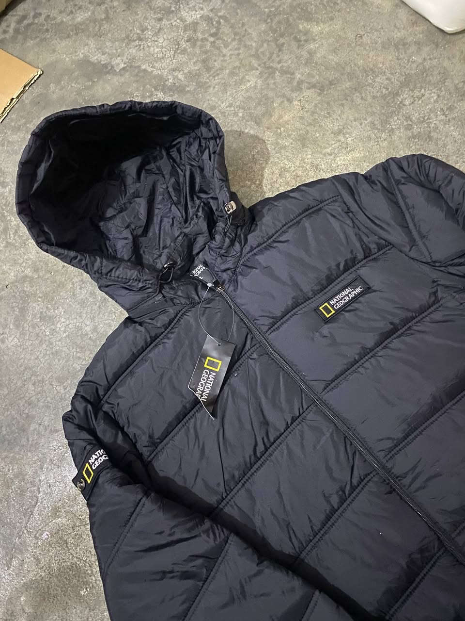 national  geographic
orginal 
size L~XL
توصیل جمع
بالە غیر مستخدم
وزن~85~95
***********
