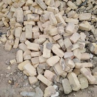 طابوق • تقريباً ١٠٠٠ • مناسبات