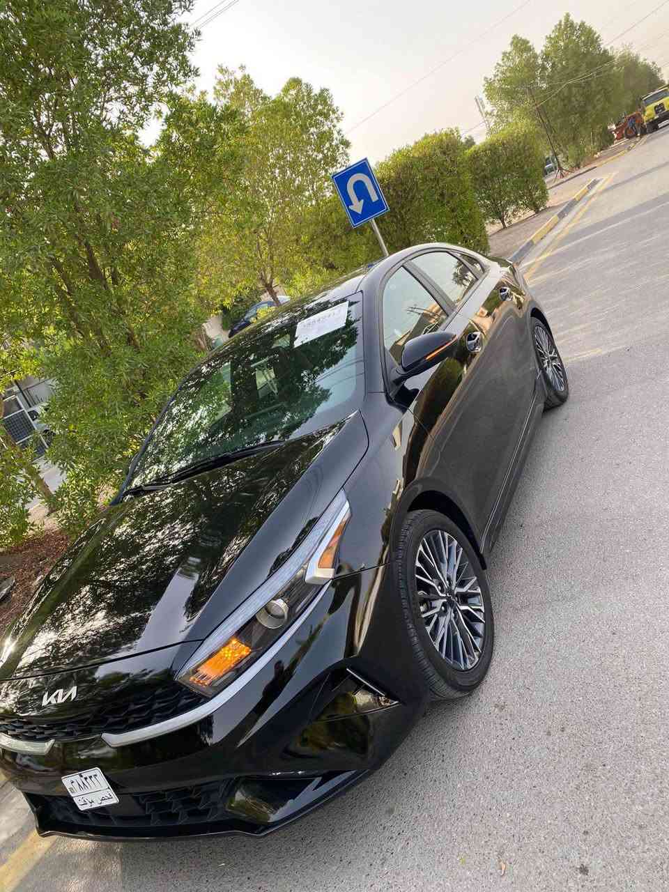 سلام عليكم . 

KiA فورتي .  جي تي لاين
موديل 2024
لون اسود

فحص مؤقت تترقم بغداد

المواصفات . 

■ فول تحكم ستيرن . 
■ شاشه كبيره . 
■ كامره خلفيه . 
■ تحديد مسار . 
■ رادار امامي . 
■ تثبيت سرعه . 
■ ثلاث أنظمة قياده 
■ توقف ذاتي .  
■ السياره جاهزه من جميع النواحي 
بدون ايرباك
  
■حادث جاملغ وبنيد فقط بدون 
دواخل ولا شواصي
السعر 158
مكانها بغداد
للتواصل *********** بغداد, العراق
