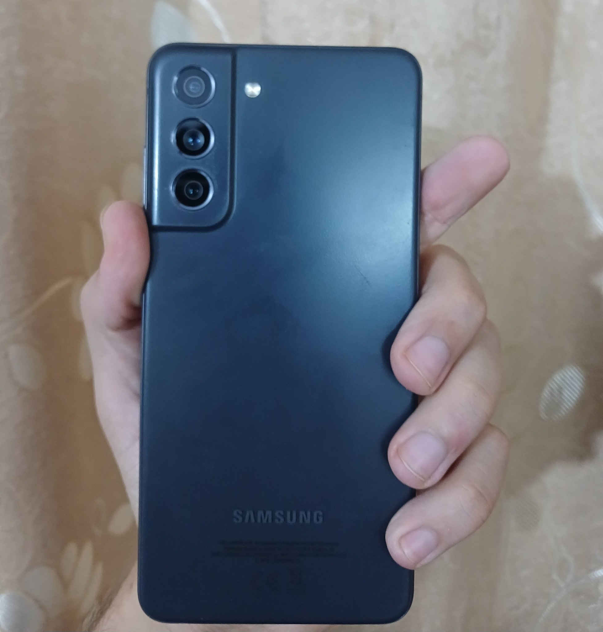 Galaxy S21 FE (256/8)
قطعة نادرة استعمال بسيط اخذته قبل سنة ب650 هو تصنيع 4/8/2023 وملتزم بشغل وعايفة بالبيت متروك اشحنه مرة كل 4 ايام لو 5 جهاز لا مشخوط ولا واكع حتى تراب ما لايحة مذبوب بالبيت كلت ابيعه

بطاريته طول من 80%-20% الي هو استعمالي 6 ساعات واذا من 100% للصفر 8 ساعات ونص تقريبا

تفاصيل اكثر علق او راسلني وتدلل جهاز جديد حرامات يسمة مستعمل


**إذا كنت صاحب هذا الإعلان وتريد حذفه لأي سبب، رجاءا أرسل رسالة إلى الدعم الفني**