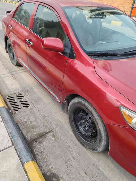 السلام عليكم اخوان سياره 2009 بيها اربع قطع بدوون دواخل شاصي لغد مابيهن اي ضرر سياره مال جناي  مكينه مال 17  لا تنقيص ولا تبخير السعر 105 بيه مجال بصيط سياره باسمي عنوان بغداد ***********
