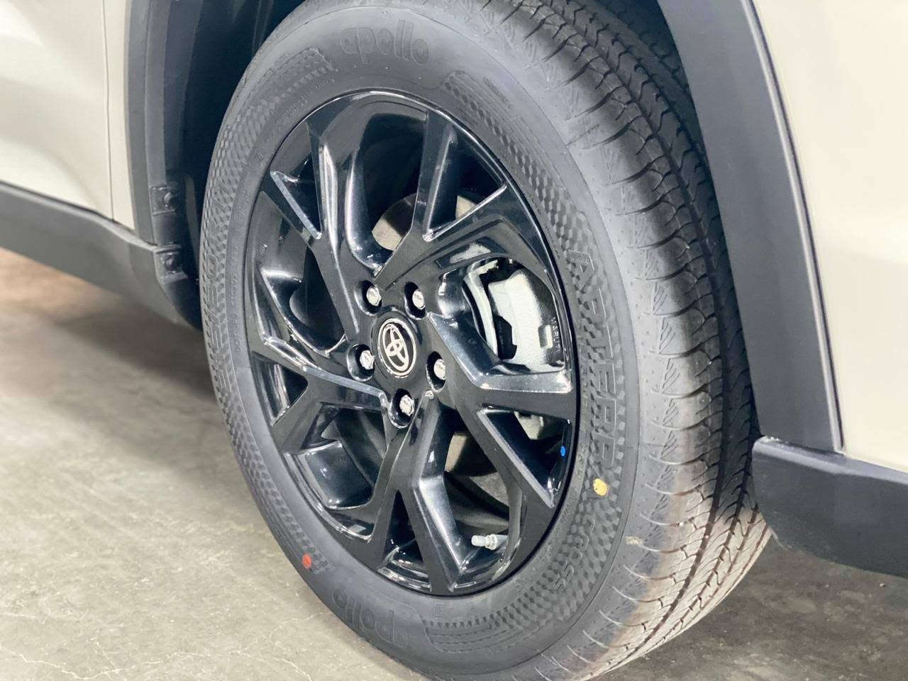 🚗🔥 حلال مشاكل البنزين وأزمات الوقود! 🔥🚗
إذا تدور على سيارة اقتصادية بشكل حقيقي، فول مواصفات، وسعرها منافس، فـ Toyota Urban Cruiser 2026 Hybrid هي الاختيار الصح.

✅ صرفية وقود ممتازة بفضل نظام الهايبرد
✅ قيادة مريحة داخل المدينة والسفر
✅ فول مواصفات وتجهيزات عصرية
✅ اعتمادية وجودة تويوتا المعروفة
✅ ضمان ياباني حقيقي 3 سنوات
✅ سنة تأمين مجانية
✅ سيارة تجمع بين الاقتصاد، الراحة، والأمان

لا تضيع فلوسك على محطات الوقود أكثر من اللازم… خلي الهايبرد يشتغل لصالحك! 🚀⛽

📍 نوبكار أوتو
📍 أربيل – تقاطع شارع مخمور

#UrbanCruiser2026 #Toyota #Hybrid #نوبكار_اوتو #اربيل #سيارات_هايبرد #اقتصادية #تويوتا_اوربان_كروزر

يعتمد نظام الهايبرد في أوربان كروزر على دعم المحرك لتقليل استهلاك الوقود خصوصًا داخل الزحامات وحركة المدينة. كما تتوفر تغطية ضمان تصل إلى 3 سنوات أو 100 ألف كم بحسب شروط الوكيل.

للاستفسار الاتصال و التواصل مع الارقام التالية 

***********
***********
***********


**إذا كنت صاحب هذا الإعلان وتريد حذفه لأي سبب، رجاءا أرسل رسالة إلى الدعم الفني**
