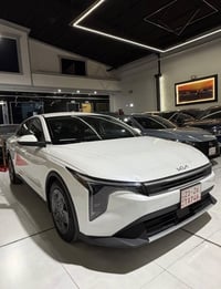 K4 ٢٠٢٥ • زيرو ابيض • محرك ٢٠٠٠