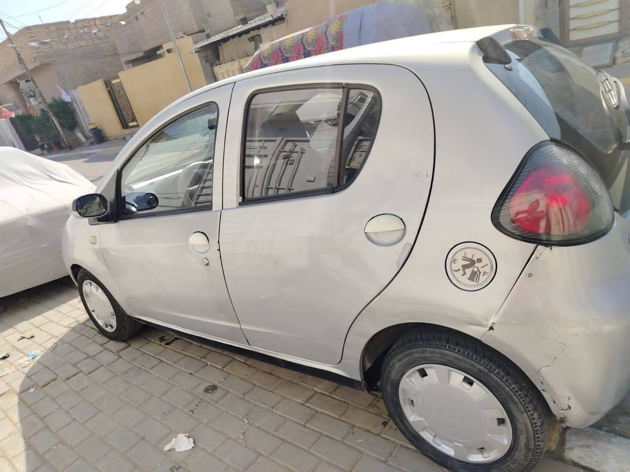🚗 *جيلي باندا 2013 للبيع* 🐼  

⚙️ *كير*: اوتوماتيك  
⛽ *صرف*: اقتصادي جداً  
🎨 *اللون*: رصاصي  
📍 *المكان*: كربلاء  
🏷️ *الرقم*: بغداد انكليزي  
📄 *الملكية*: باسمي  
💰 *السعر*: 33 وبيه مجال بسيط كربلاء, العراق


**إذا كنت صاحب هذا الإعلان وتريد حذفه لأي سبب، رجاءا أرسل رسالة إلى الدعم الفني**