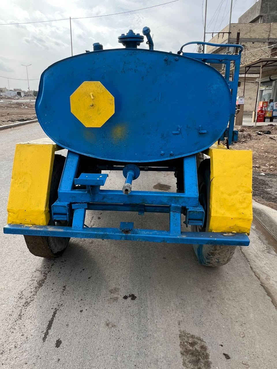 سلام عليكم للبيع مقطوره بلاديه حموله 2400
مقطوره كامله ومكاني بغداد الشعله اتصل على الرقم وبيك خير ***********  ويوجد توصيل لجميع المحافظات
