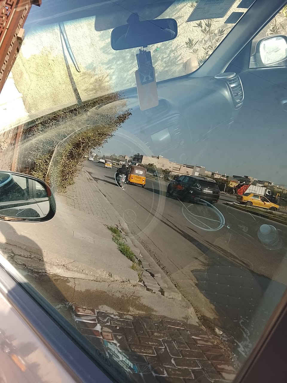 سياره سول 15 محرك 1600 بيها ضرر باب الصدر وبيها صبغات السعر 93 بغداد بلديات ***********
