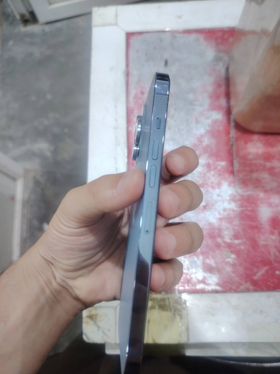 السلام عليكم
للبيع 13 pro max
المساحة 256
بطارية 90
 الجهاز ما مفتوح بلاد
للاستفسار على الرقم
***********
