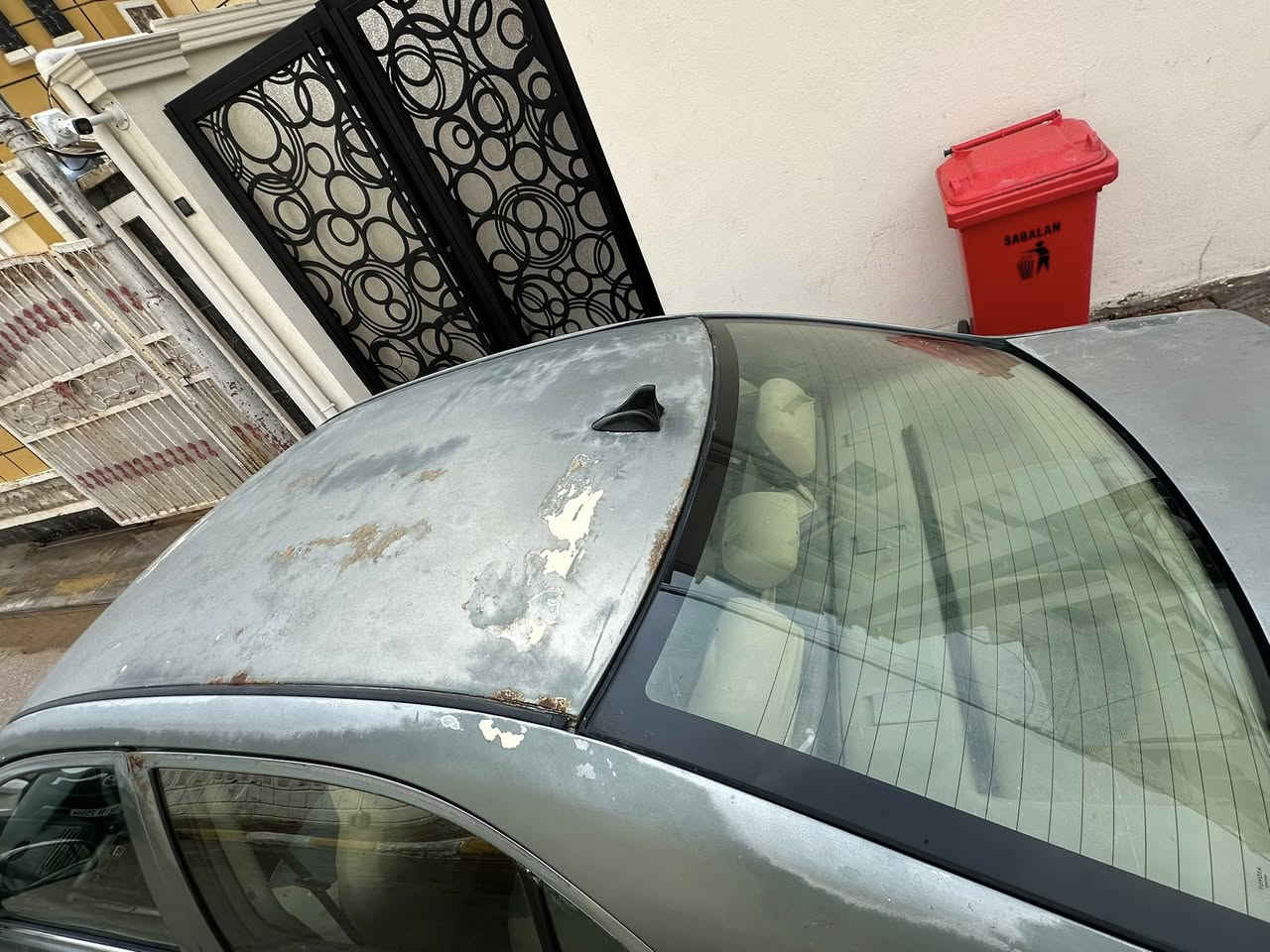 سلام عليكم كورله امريكي بيكاتشو 2005 للبيع سياره جاهزه من حداديه مكينه وكير فول سياره رقمه بصره الماني سعر 50 وبيه مجال حك جيه لتواصل ***********  واتساب موجود
