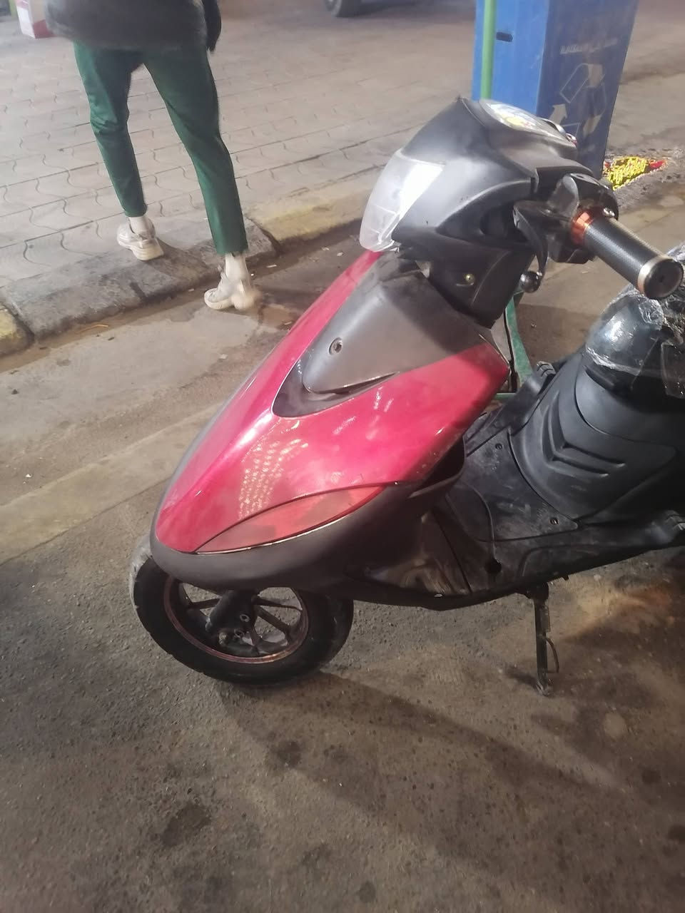 السلام عليكم دراجه ماكس للبيع فول نظافه احلى من الصوره مكان نجف السعر 450 وبيها مجال  رقم الموبايل *********** دراجه فول نعومه 💙👁️
