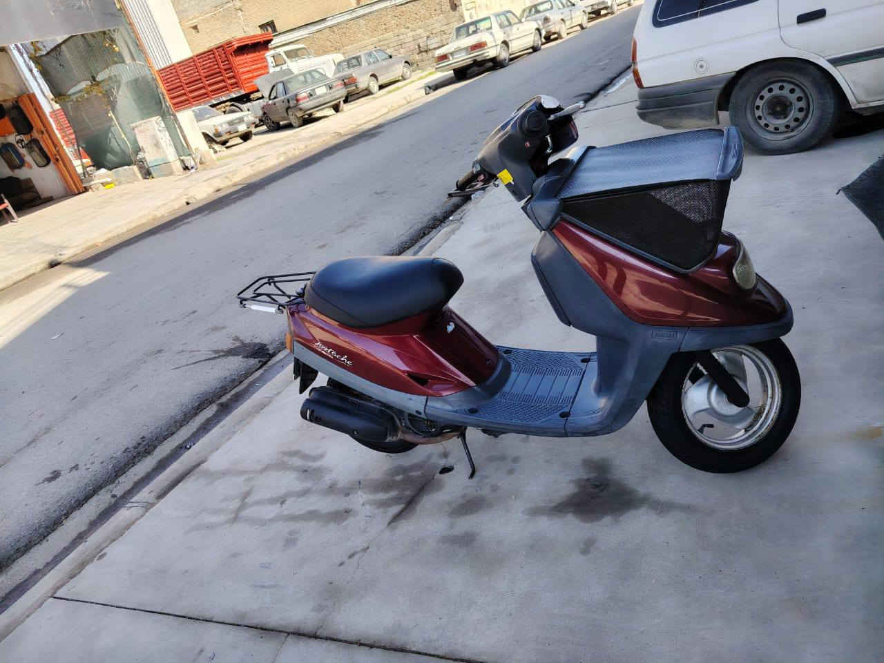 سلام عليكم 
مكلف بل نشر 
ماطور بزون كلشي شر مكينه وايرمنيه 
شرط 1علا1سعر 400وبي مجال بصيط
***********
