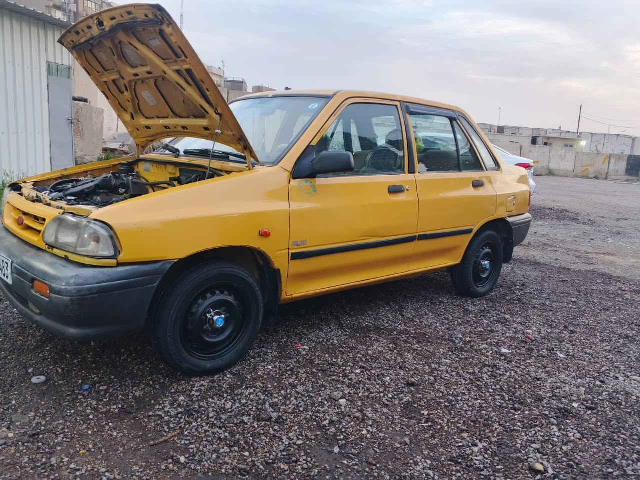 يا الله سلام عليكم  البيع سايبه موديل 2011 سياره احله من الصوره كير مكينه شواصي مكفوله كير بسمي  مكينه مكفولات  مكان ناحيت الوحده غرب مجمع بسمايه الهاتف ***********
