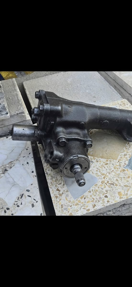 جعمقة سوبر ايسر بلاد ترهم على جميع السيارات شرط لا بوش لا ثكل لا نضاح السعر ١٩٠
وبيه***********
