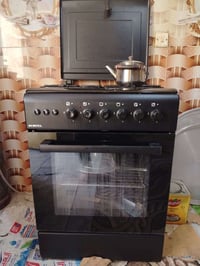 طباخ • مستعمل شوي • قابل تفاوض