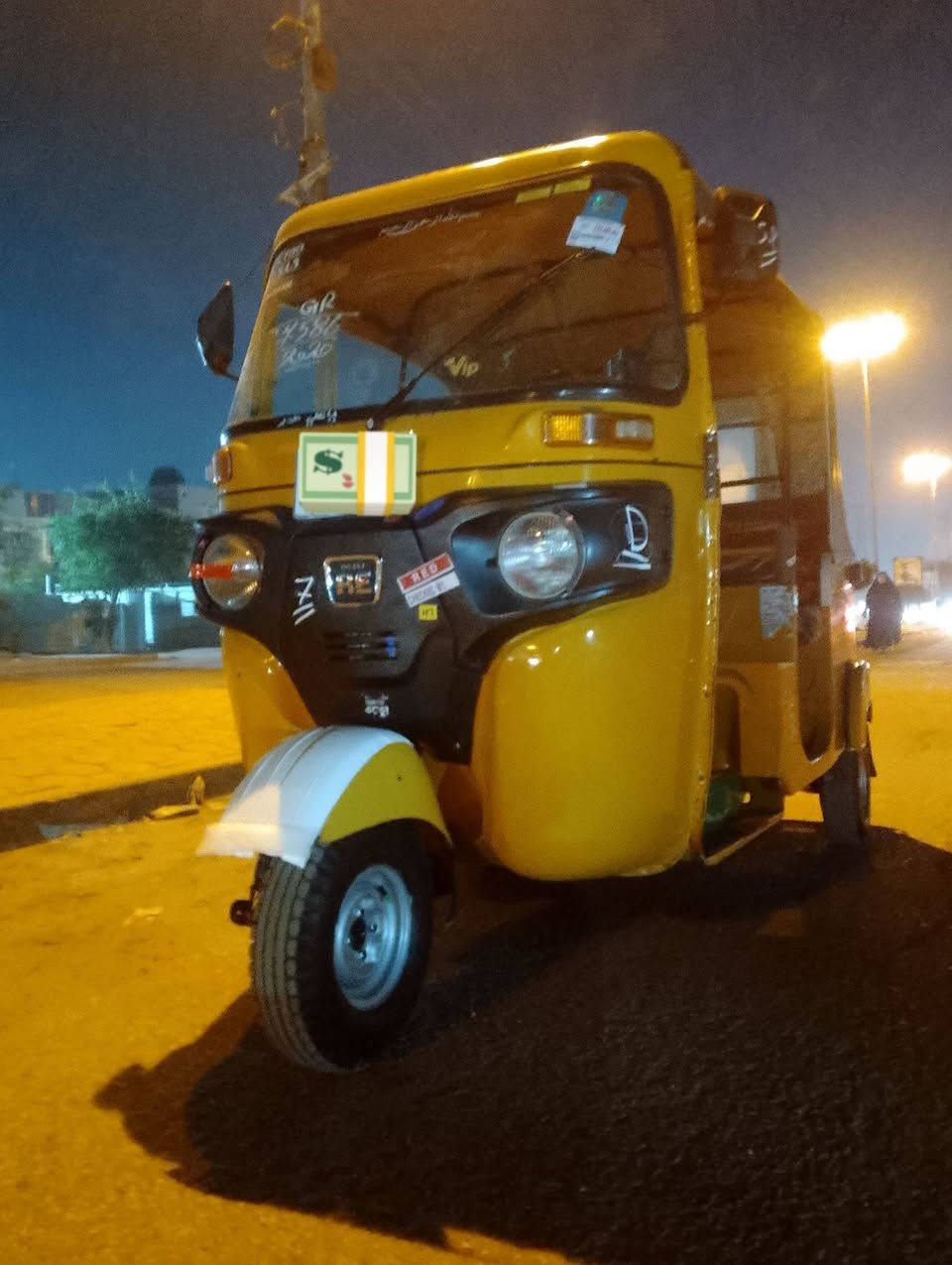 سلام عليكم عندي تكتك 20رقم وسنويه بغداد تحويل ثاني يوم تكتك خير من الله جاهزه للخير تراي زيرو بيه طخه يم البكلايت اليمنه ورشيت الجاملغ كله وبيه دوس بس ولباقي خير من الله التكتك تجفيت جديد جاهزه للخير كهربائيات شغاله كله مكاني غزاليه شارع المركز السعر ب6800وبيه مجال رقمي ***********
