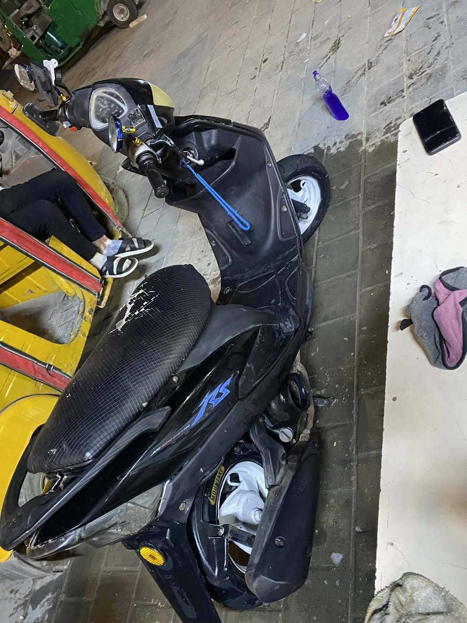 السلام عليكم دراجه ماكس للبيع عدله عدله مكينه حلوه كفرات حلوه كهربائيات شغاله السعر 450 ***********
