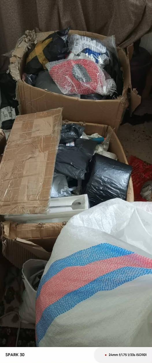 شلعه ملابس امزون دي اج ال 3كراتين وشليف كلشي بيها
***********
واتساب
