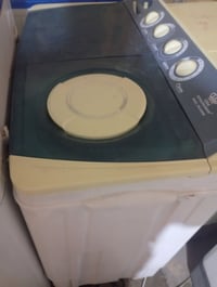 غسالة وسط • شغالة غسيل وتنشيف • الحيانيه