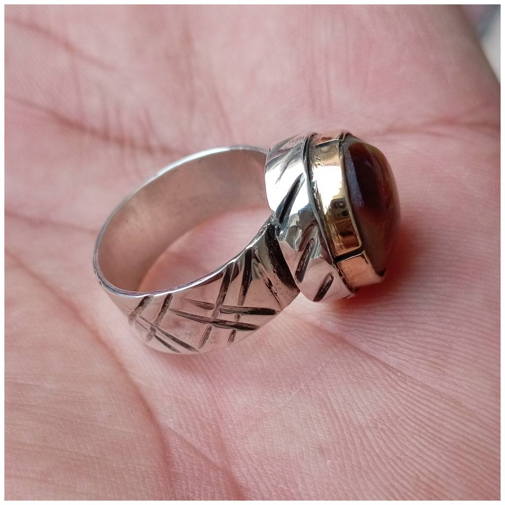 حجر سليماني مصور رباني صياغة يدوية السعر على الخاص العنوان ناصرية رقم الهاتف *********** ناصرية, ذي قار
