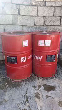 برميلين • ما مستعمل • شركة