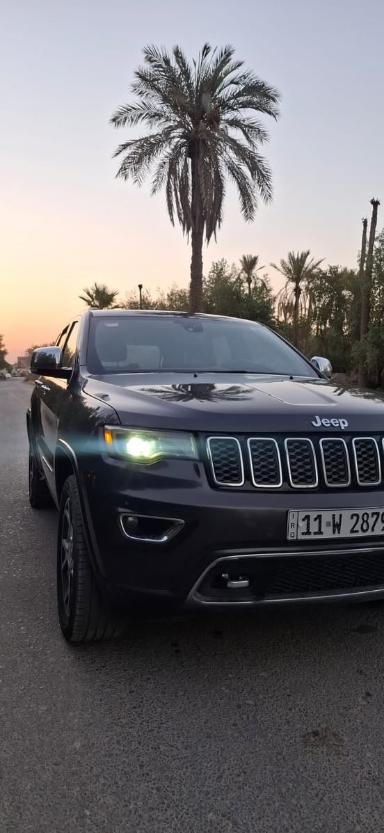 جيب  شيروكي اوفر لاند 2021 فول 1\1  امريكي رقم بغداد دولي باسمي
اللون: رصاصي مميز
المحرك : V6.  3.6L . 
العداد : ١٢٤ mi
الضرر موضح بالسونار 
* دفع رباعي 4x4 ماوس 
* رادار جانبي مع مانع تصادم .
* تحذير النقطة عمياء  .
*داخل جلد 
* ويل قياس 20 انج .
* سقف بانوراما . 
* شاشه كبيرة  . 
* نظام الخرائط (GPS) .
* نظام التعليق هوائي (جكات) . 
* ستيرن كهربائي . 
* المصابيح الأمامية زنون .
* كشافات الضباب زنون .     
* تشغيل عن بعد .
* صندوق كهربائي .
* حفظ وضعيات الجلوس (ميموري) . 
* المقاعد الأمامية كهربائية .
* المقاعد الأمامية تبريد وتدفئة .
* المقاعد الخلفية تدفئة .
* مشغل اقراص CD/DVD . 
* سستم صوت هارمون كوردون . 
* حساسات أمامية
* حساسات خلفية . 
* كاميرا خلفية .
* تدفئة ستيرن . 
* المرايا الجانبية قابلة للطي .
* مرايا متحسسه للضوء العالي . 
* مانع تصادم خلفي .
* مقود السائق من الخشب . 
* بلوتوث تلفون . 
* محدد سرعة . 
* نظام التشغيل والاطفاء الاوتوماتيكي ( Auto Start System ) .
* نظام بريك اوتماتيكي ( Auto Break System
السعر : 20,000


**إذا كنت صاحب هذا الإعلان وتريد حذفه لأي سبب، رجاءا أرسل رسالة إلى الدعم الفني**