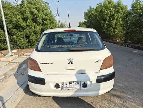 سلام عليكم 
بيجو ٣٠٧
٢٠٠٥
رقم بغداد بسمي 
كير مكينه جاهزه 
تخم تاير نضيف
بيه شي قليل صبغ بل جاملغ الخلفي 
داخله نضيف 
عليه ادامه كامله 
ما ناقصه شي 
رايده ب٤٧ وبيه مجال شي قليل
***********
