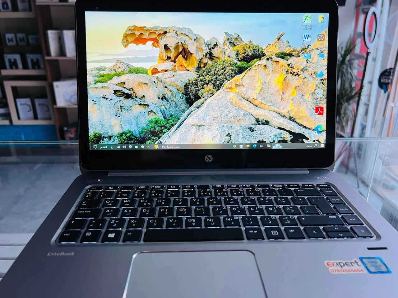 حاسبة hp الجيل السادس محدث الجيل السابع كاملة هية وملحقاتها للبيع السعر ٣٠٠ وبيهة مجال مكاني نجف-كوفة ***********
