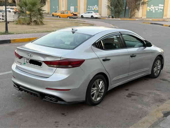 ياالله
السلام عليكم
النترا 2017 وارد امريكي
حادثها باب خلفي وداير جاملغ خلفي وكلير باب سايق
صور حادث وسونار منشورات
ماشيه 73 الف
مكينه 2000 دوش
گير at المرغوب
شاشه اندرويد
لدات امامي 
مكاني بغداد / اعضميه
السعر 115
الرقم / *********** بغداد
