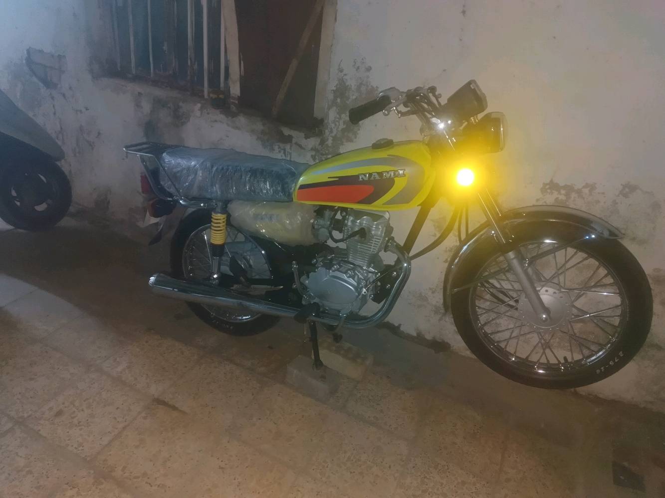 السلام عليكم شباب الدراجه مكفوله كفاله عامه 700وبيه مجال قربياته كله شخاله اورقه موجوده الدرجه وكيل انته تجي تشوف بعينك ونتراهم عل سعر بكاني بغداد الشعب 