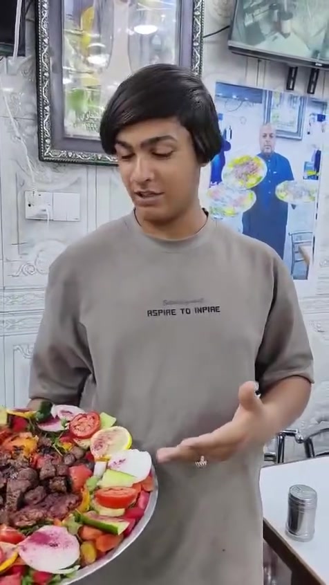 ***********
