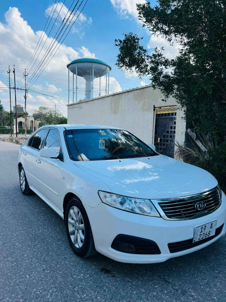 السلام عليكم للبيع كيا اوبتمه 2009 خليجي فوول مواصفات 
عدى لفتحه محرك ٢٠٠٠ دوش رقم كربلاء إنكليزي 
كير محرك حداديه تخم تايرا تبريد من كل شيء كامله 
مكاني بابل الشوملي السعر 114 وبيها مجال 
بيها فقط جاملغ أمامي صبغ فقط بدون فتح
***********
