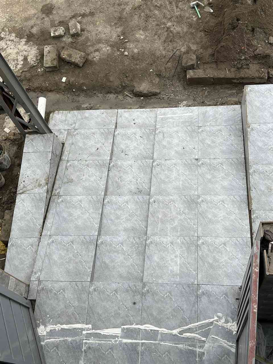 سلام عليكم
خلفه أرضيات بورسلين كاشي سيراميك 
شغل رقم واحد 
شرط هندسه 
رقم *********** بيه واتساب 🤍💙
