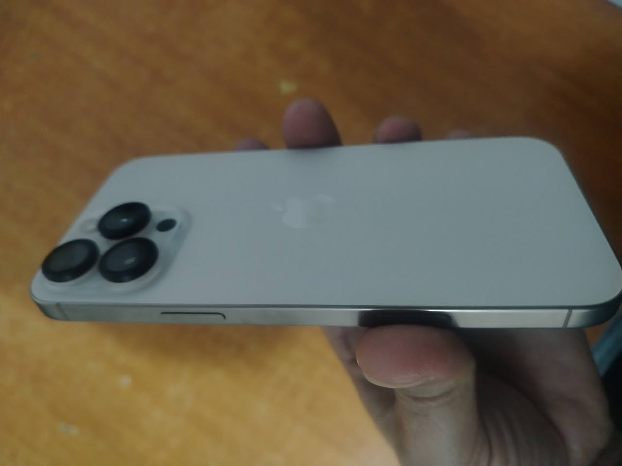 ايفون ١٦ برو ماكس ٢٥٦ شرق اوسط بطاريه ١٠٠
مشحون ٩٠ مره نضافه الجهاز ١٠٠٪ /السعر مليون و٤٠٠ قفل
***********
***********
