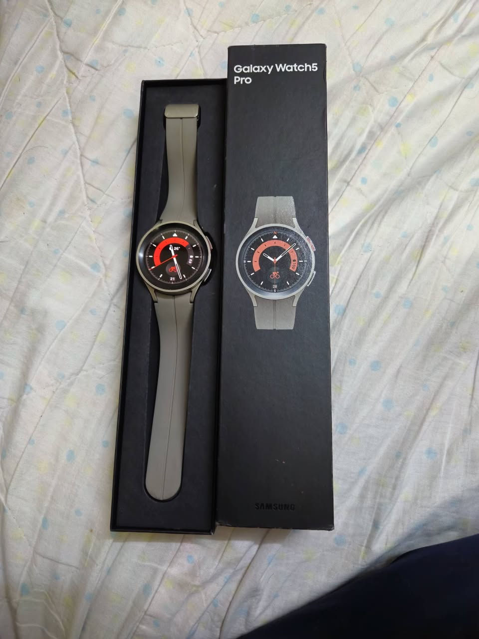 Galaxy watch 5 pro 45mm
نضاف ٩٩%
کامل محلقات 
جدید 
١٦٠ الف 
توصیل متوفر


**إذا كنت صاحب هذا الإعلان وتريد حذفه لأي سبب، رجاءا أرسل رسالة إلى الدعم الفني**