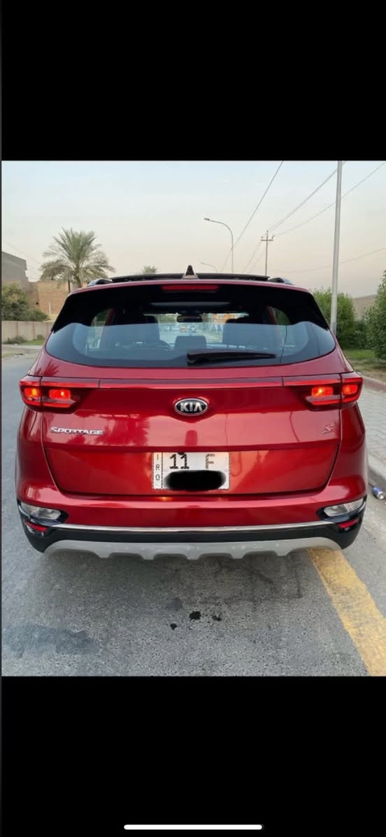 السلام عليكم ورحمة الله وبركاته
سبورتج موديل ٢٠٢٠ وارد امريكي 

مكفوله من الصبغ والتبديل حادثها فقط دعاميه اماميه ومبدلها نفس اللون 

مواصفات 

محرك 2400 

تحديد مسار / رادار جانبي / بنوراما / شفتات ستيرن / ستيرن حرف D / داخل جلد اسود ملكي / اريل نفكيشن / شاشه بلاديه / نزول منحدرات / خمس تجاوي / تحكمات ستيرن / مود درايف / كامره / 

اخوان السياره نظيفه كلش وبالعافيه عل ياخذها رقم بغداد الجديد ماشيه ٤٦ الف 

مكان السياره بغداد اليرموك 

للاستفسار  ***********
