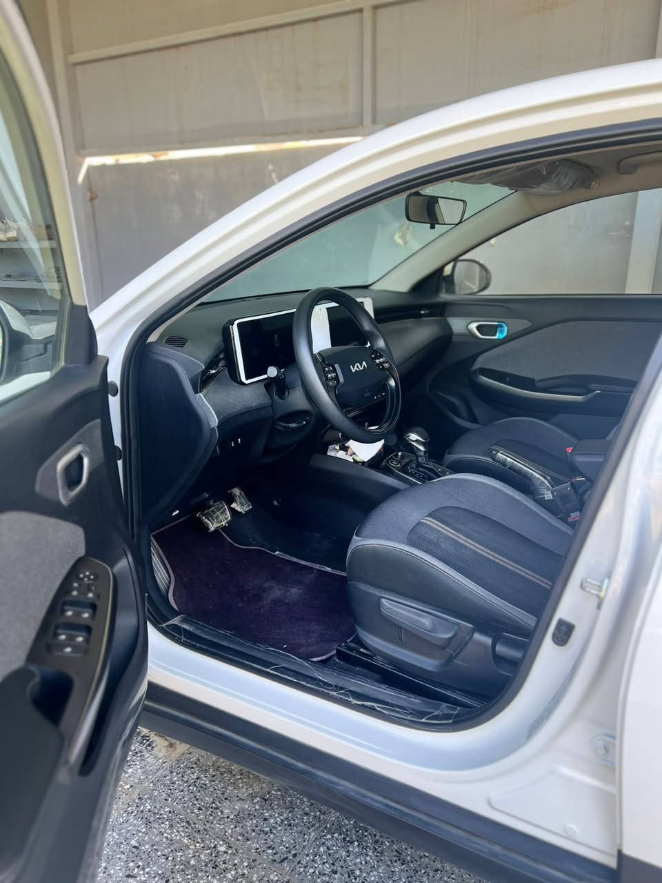 سلام عليكم k3 2024
سلام عليكم k3 2024 
 ماشيه 26الف اربيل ضمان نيم تحويل ثاني يوم 
فول مواصفات عده الفتحه
بصمه +بصمه ابواب +ترحيب 
حساسات امامي خلفي 
اشاير مري +مري شفط 
ويل 17 
لايت زنون و ليد وبكلايت ليد 
صندوق بصمه+ يفتح عند الاقتراب(ذكي)
دشبول متصل 
شاشه ابل كاربلي +كامره
تحكمات ستيرن جهتين 
مثبت سرعه 
حساس اطارات 
تبريد قطعتين 
لد داخلي 8الوان 
سياره كفاله عامه 
مكاني بغداد دوره
سعر 170 مجال بسيط
***********
