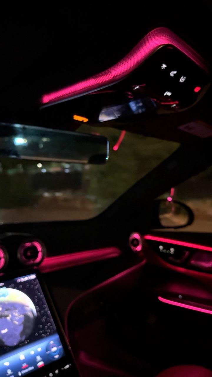 سلام عليكم حبايب
شي حلو و فول مواصفات للأخير 
وبسعر مناسب كلش 

MERCEDES BENZ 🇩🇪 C300 2023
(( للبيع او المراوس )) 
C300 2023 اعلى فئة مواصفات خاصة 
(( داتا شو وتدفئة تبريد كشنات ))
- بنوراما لمس 
- اللون النفطي الجديد مميز 
- داخل مشمشي مميز
- شاشة كبيرة لمس بالكامل
- تحكم ستيرن لمس 
- شاشه ديجتال ومتغيره حسب مودات القيادة
- اوتو بارك 
- اوتو ستوب 
- نظام النقطة العمياء 
- ٥ كامرات داير مداير السيارة 
- رادارات على داير السيارة
- كراسي مساج وتدليك
- انارة داخلية وانارة ابواب ودشبول متغيره 64 لون
   - اوامر صوتيه
   -ويلات ودركة AMG 🇩🇪 …

((السيارة جديدة ونظيفة صفرر مسج وبيها بعد هواي مواصفات ))

ماشية ((17,000 km))
 (( بدون دواخل لغود شواصي كفالة))
(( محرك وكير كفالة )) 
بدون بچم  وحتى الراديتر بلادي 💯…
تفاصيل اكثر عل كل شي 
*********** 
#mahdi_amg
