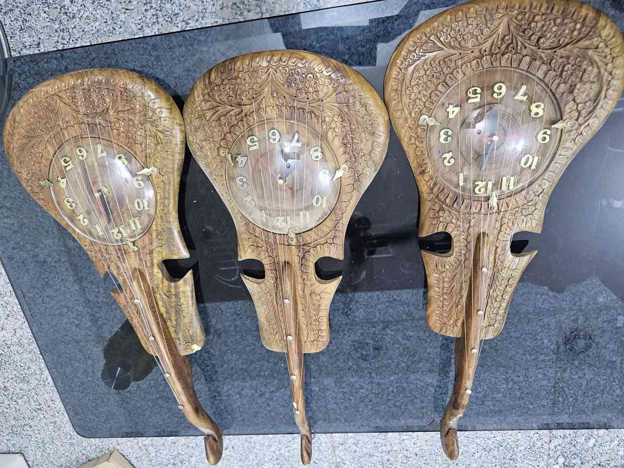 السلام عليكم عندي تحفيات ابيعهن شلع كلهن مكاني بابل محاويل
*********** متوفر وتساب
