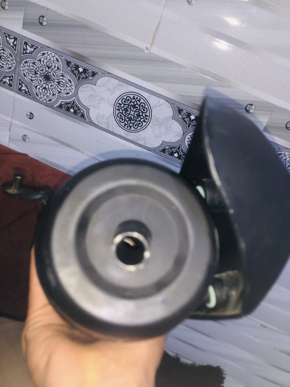 السلام عليكم عندي هاي الصـالنصة للبيع الي يريدة يجيني خاص او واتساب رقمي ***********
هاذ واتساب بس
