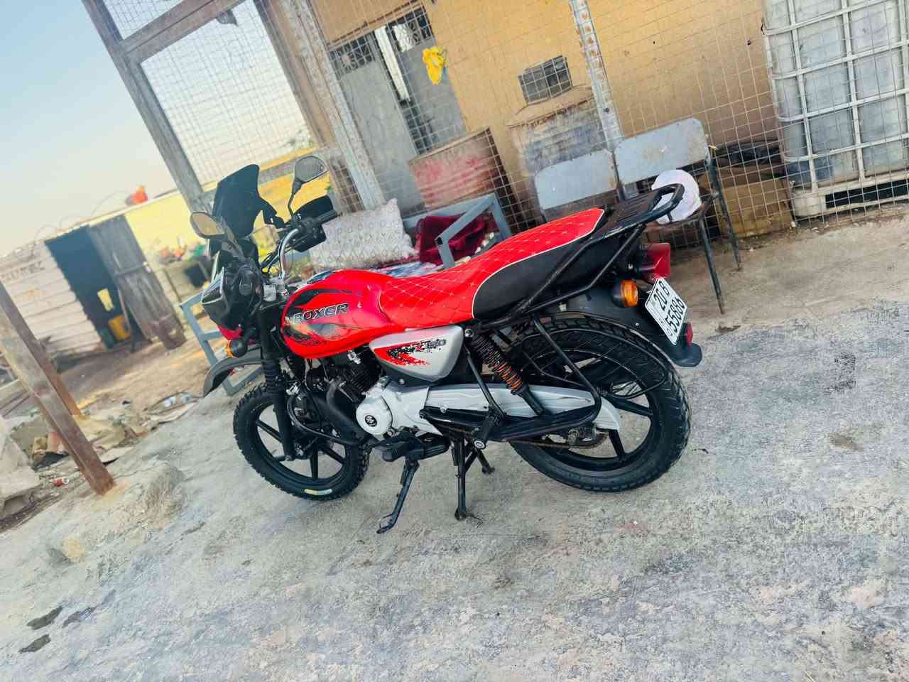 بوكسر موديل ٢١ رقم ديالى تحويل مباشر
سعر ٢١٥٠ مليونين و١٥٠ وبي مجال 
مكاني ديالى الخالص 
***********
